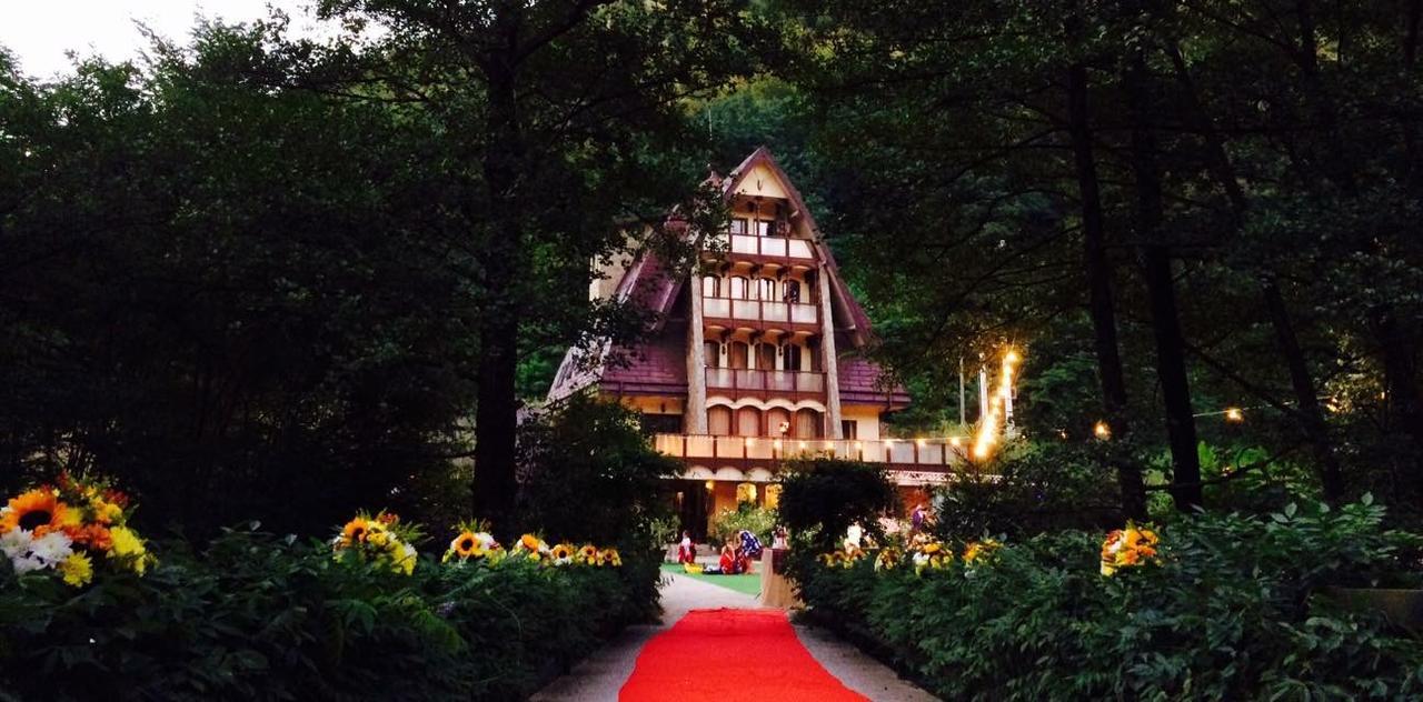 Pension Casa Vanatorilor Băile Olăneşti Exteriér fotografie